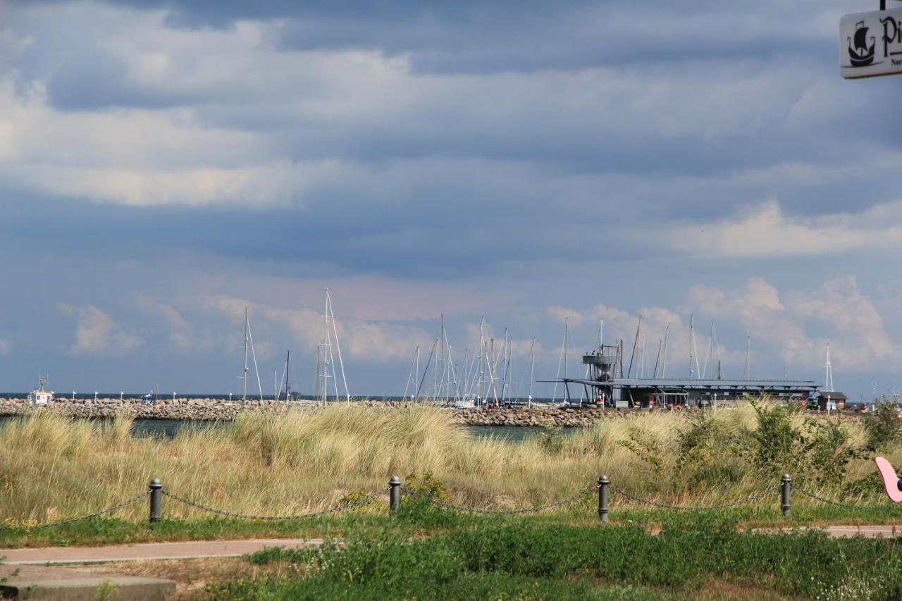 Villa Am Meer Glowe Apartment Eg Bagian luar foto